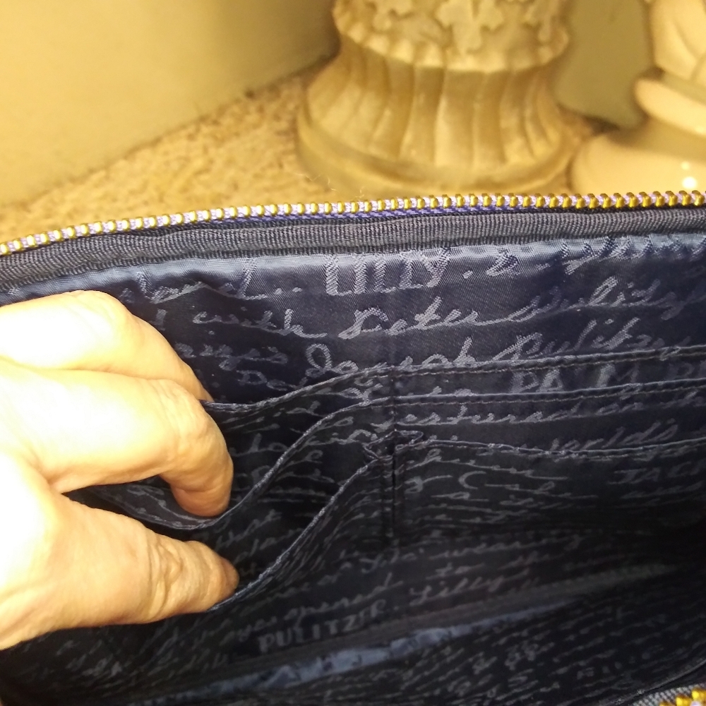 Lily Pulitzer Blue Pineapple & Floral Print Tech Pouch - Picture 8 of 9